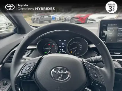 Photo 12 Toyota C-HR  1.8 Hybride 122ch Dynamic Ultimate E-CVT