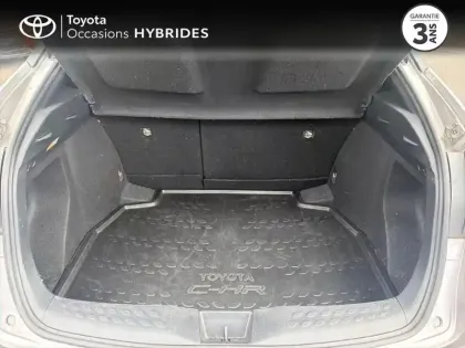 Photo 9 Toyota C-HR  122h Graphic 2WD E-CVT RC18