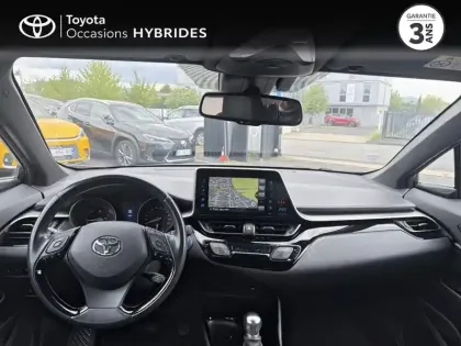 Photo 7 Toyota C-HR  122h Graphic 2WD E-CVT RC18