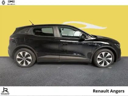 Photo 13 Renault Megane  E-Tech Electric EV60 130ch Evolution ER super charge -C