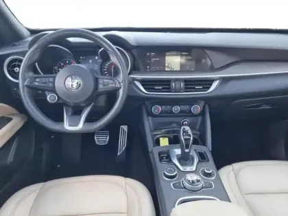 Photo 11 Alfa Romeo Stelvio  2.2 Diesel 210ch Ti Q4 AT8 MY22