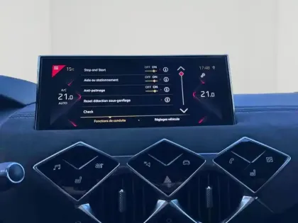 Photo 13 DS DS 3  Crossback PureTech 130ch Performance Line + Automatique 109g
