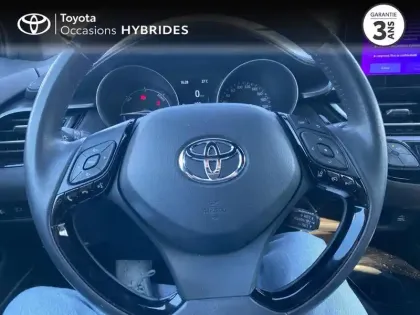 Photo 8 Toyota C-HR  2.0 Hybride 184ch Design Ultimate E-CVT
