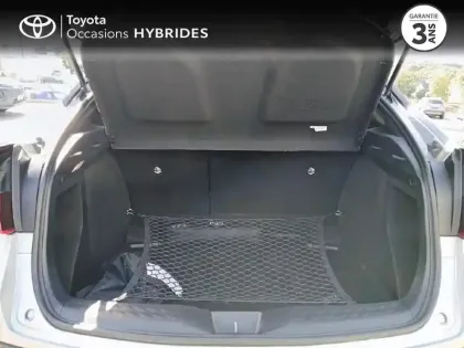 Photo 10 Toyota C-HR  1.8 Hybride 122ch Design Ultimate E-CVT