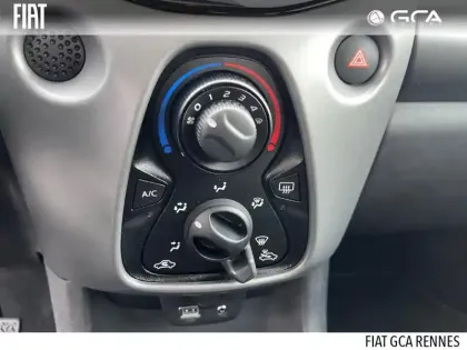 Photo 9 Toyota Aygo  1.0 VVT-i 72ch x-play 5p