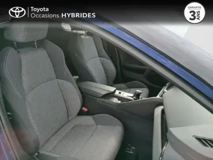 Photo 5 Toyota C-HR  1.8 Hybride 140ch Graphic MY26