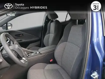 Photo 10 Toyota C-HR  1.8 Hybride 140ch Graphic MY26