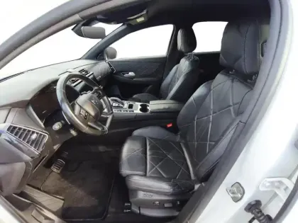 Photo 8 DS DS 7  Crossback BlueHDi 180ch Executive Automatique 128g
