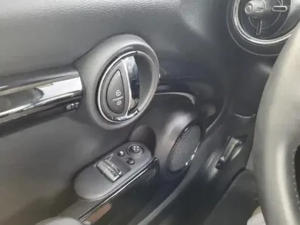 Photo 12 Mini Mini  Cooper 136ch Edition Premium Plus BVA7