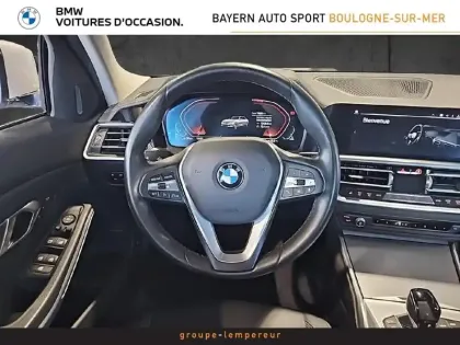 Photo 11 BMW Serie 3 Série 3 320iA 184ch Luxury