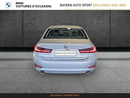 Photo 5 BMW Serie 3 Série 3 320iA 184ch Luxury