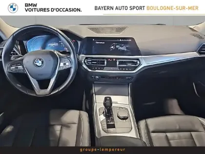 Photo 10 BMW Serie 3 Série 3 320iA 184ch Luxury