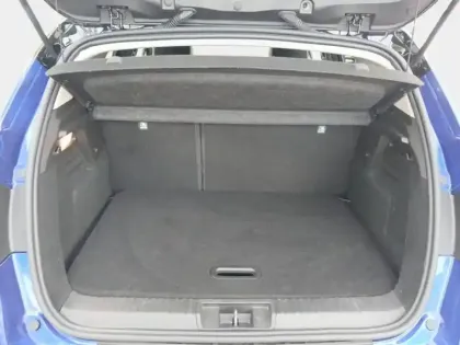 Photo 8 Renault Captur  1.6 E-Tech hybride 145ch Techno