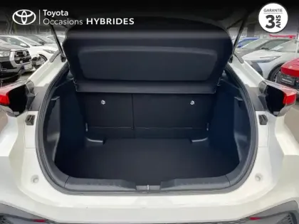 Photo 9 Toyota C-HR  1.8 Hybride 140ch Dynamic MY25