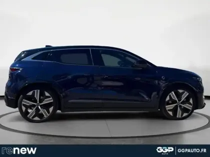 Photo 5 Renault Megane  E-Tech Electric EV60 220ch Iconic super charge -C