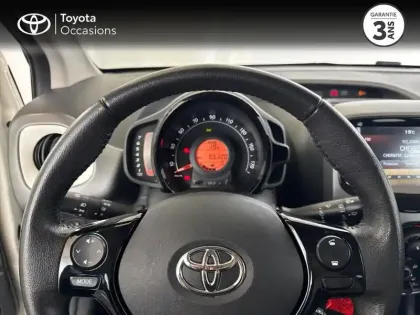Photo 12 Toyota Aygo  1.0 VVT-i 72ch x-pop 5P MY19