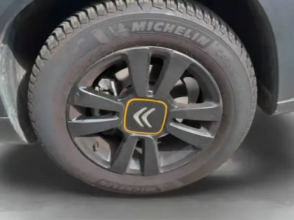 Photo 9 Citroën C3 Aircross  PureTech 110ch S&S Rip Curl