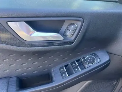 Photo 14 Ford Kuga  2.0 EcoBlue 150ch mHEV ST-Line