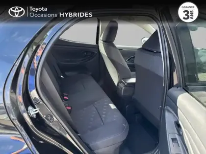 Photo 6 Toyota Yaris  BV e-CVT IV Design night black