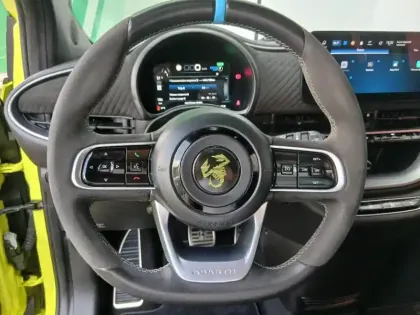 Photo 12 Abarth 500  e 155ch Scorpionissima