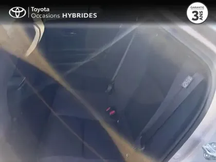 Photo 11 Toyota C-HR  1.8 Hybride 140ch Design