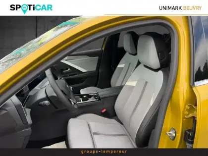 Photo 8 Opel Astra  1.2 Turbo 130ch Elegance Business