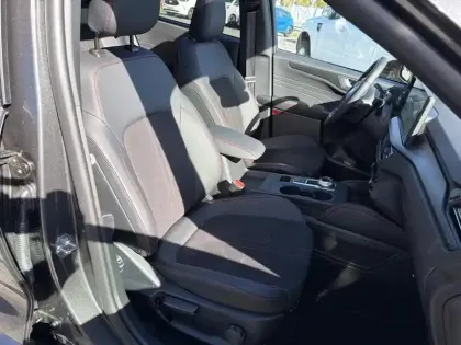 Photo 10 Ford Kuga  2.5 Duratec 180ch Hybrid FlexiFuel ST-Line X Powershift
