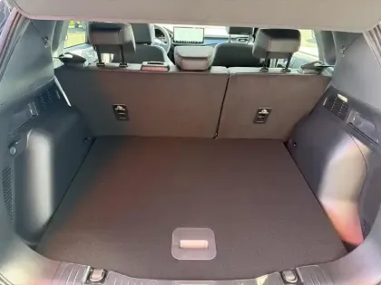 Photo 12 Ford Kuga  2.5 Duratec 180ch Hybrid FlexiFuel ST-Line X Powershift