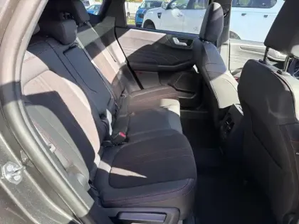 Photo 11 Ford Kuga  2.5 Duratec 180ch Hybrid FlexiFuel ST-Line X Powershift