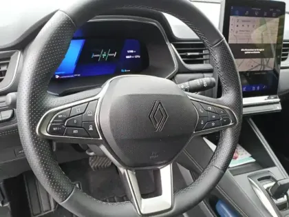 Photo 14 Renault Symbioz  1.8 E-Tech full hybrid 160ch Iconic - 25