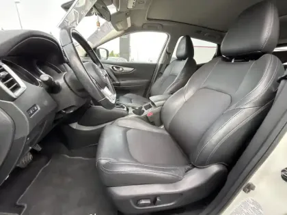Photo 10 Nissan Qashqai  1.3 DIG-T 160ch Tekna DCT Euro6d-T