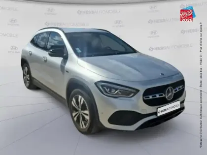 Photo 17 Mercedes GLA  250 e 160+102ch Progressive Line 8G-DCT
