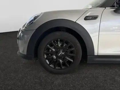 Photo 13 Mini Mini  Cooper 136ch  Edition Camden BVA7