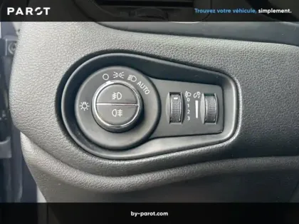 Photo 20 Jeep Renegade 1.6 MultiJet 120ch Limited