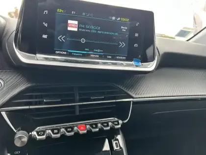 Photo 5 Peugeot 208  Electrique 50 kWh 136ch