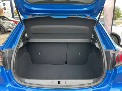 Photo 8 Peugeot 208  Electrique 50 kWh 136ch