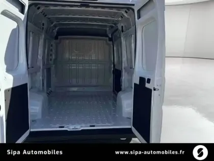 Photo 21 Fiat Ducato  FGN DIESEL 140 CH L3H2 3.3T MAN
