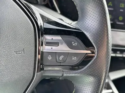 Photo 17 Peugeot 308  SW BlueHDi 130ch S&S EAT8