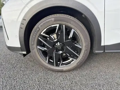 Photo 12 Peugeot 3008  Hybrid 145 e-DCS6