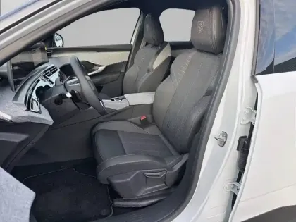 Photo 10 Peugeot 3008  Hybrid 145 e-DCS6