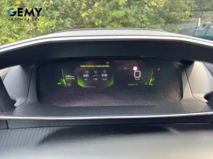 Photo 19 Peugeot 2008  PureTech 130 S&S BVM6