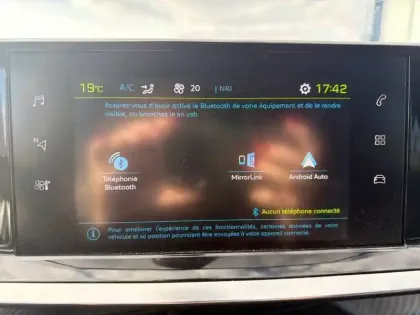 Photo 21 Peugeot 208  Electrique 50 kWh 136ch