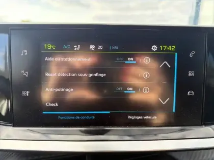 Photo 20 Peugeot 208  Electrique 50 kWh 136ch