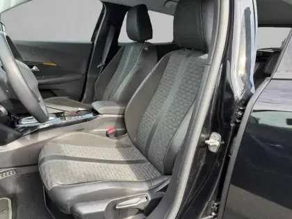 Photo 10 Peugeot 2008  Electrique 136 ch