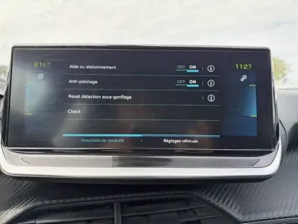 Photo 20 Peugeot 2008  Electrique 136 ch