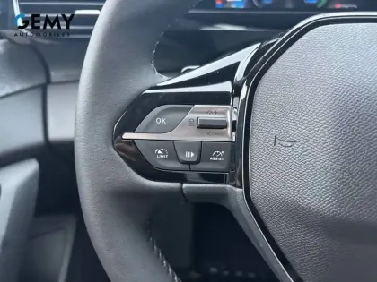 Photo 23 Peugeot 408  Plug-in Hybrid 225 ch e-DCS7