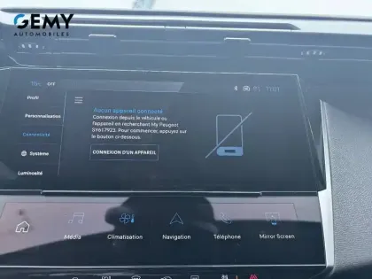Photo 15 Peugeot 408  Plug-in Hybrid 225 ch e-DCS7