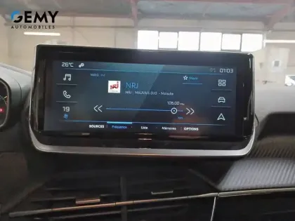 Photo 16 Peugeot 2008  Hybrid 110 ch e-DCS6