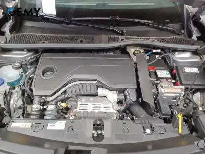 Photo 12 Peugeot 2008  Hybrid 110 ch e-DCS6