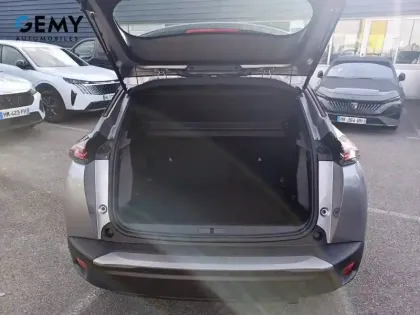 Photo 5 Peugeot 2008  Hybrid 110 ch e-DCS6